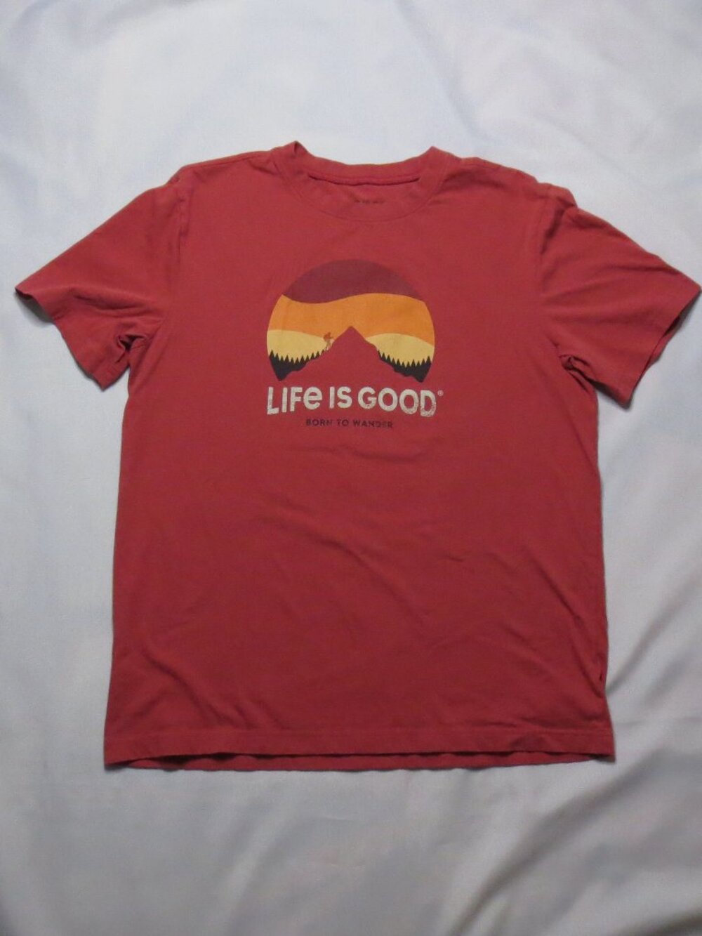 LIFE IS GOOD mens T-SHIRT coral TEE pink BORN TO WANDER sunset SIZE M